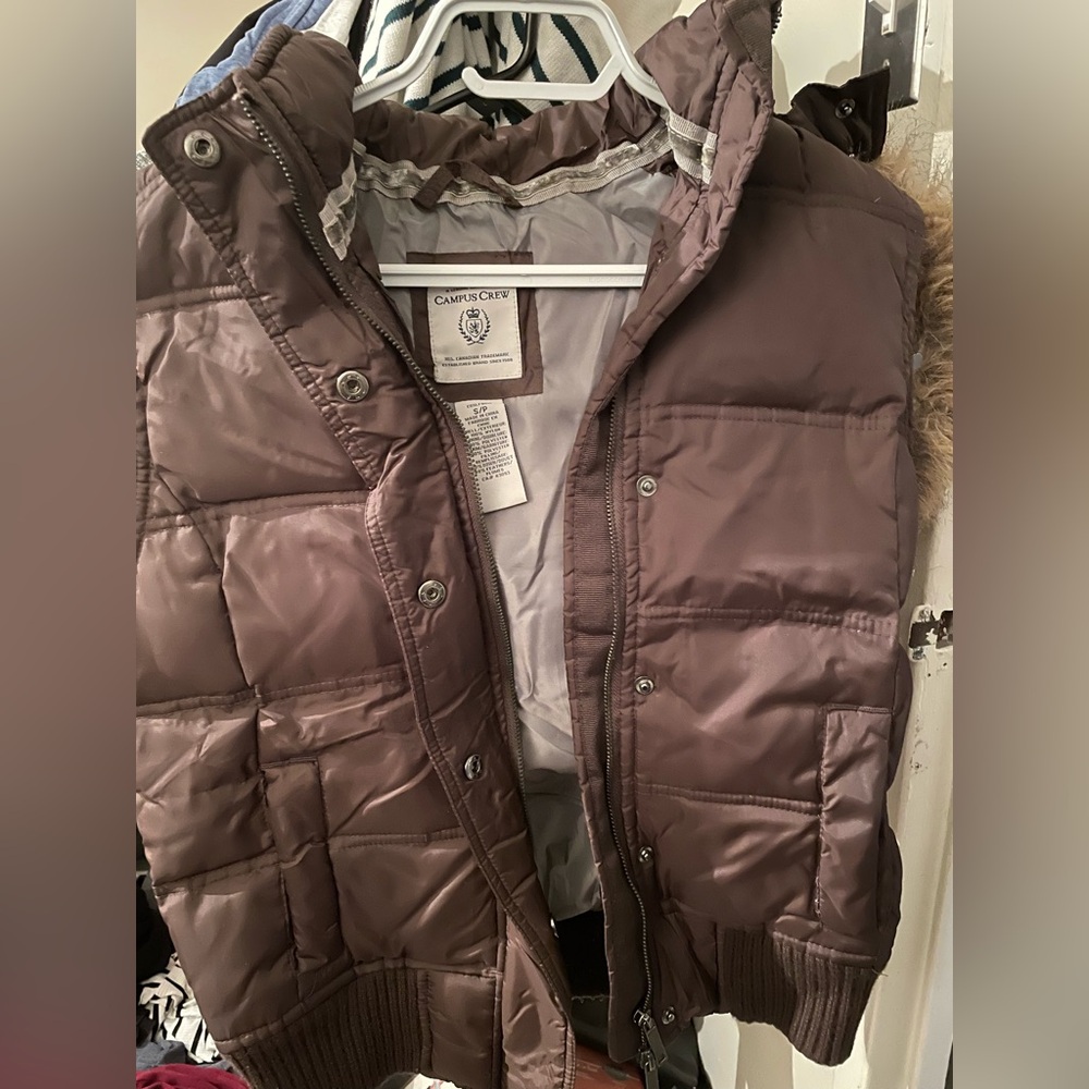 Size Small Campus Crew Women's Brown Puffer Vest